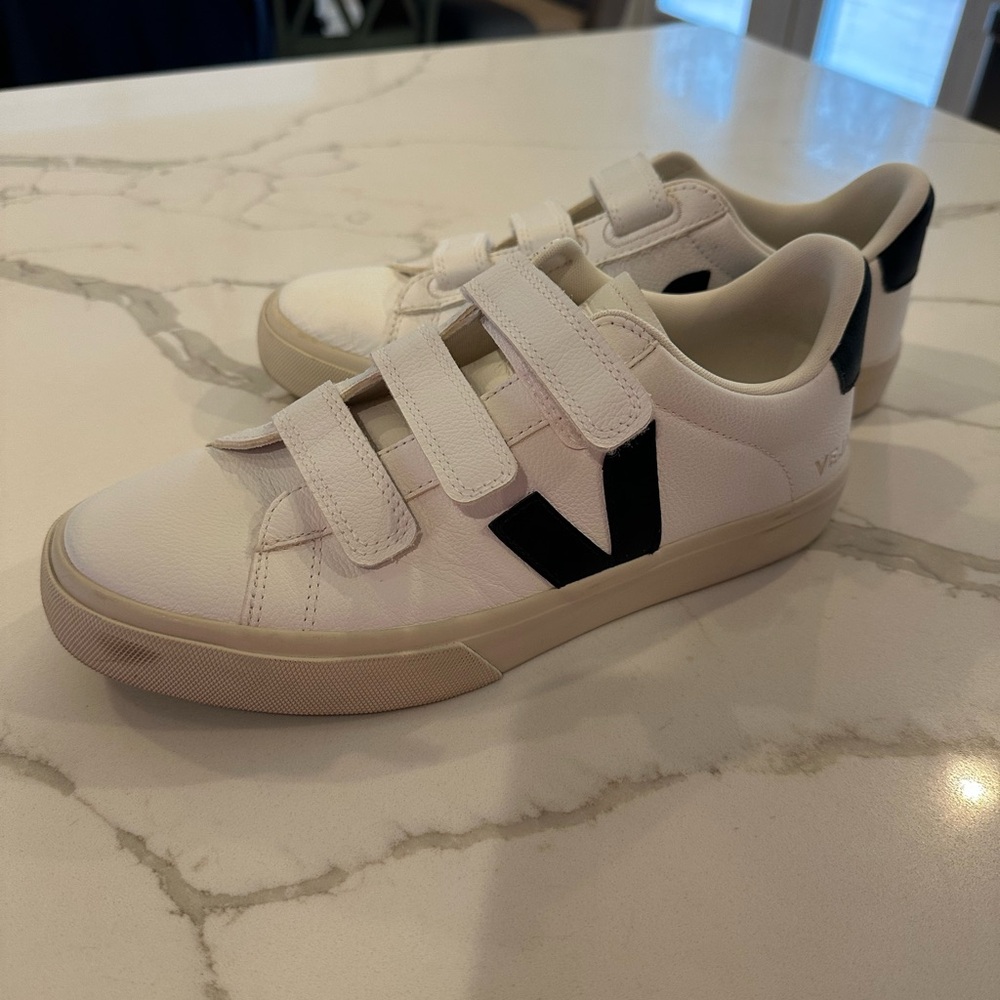 Veja Women’s Cream and Black Velcro Sneakers, Size: 42